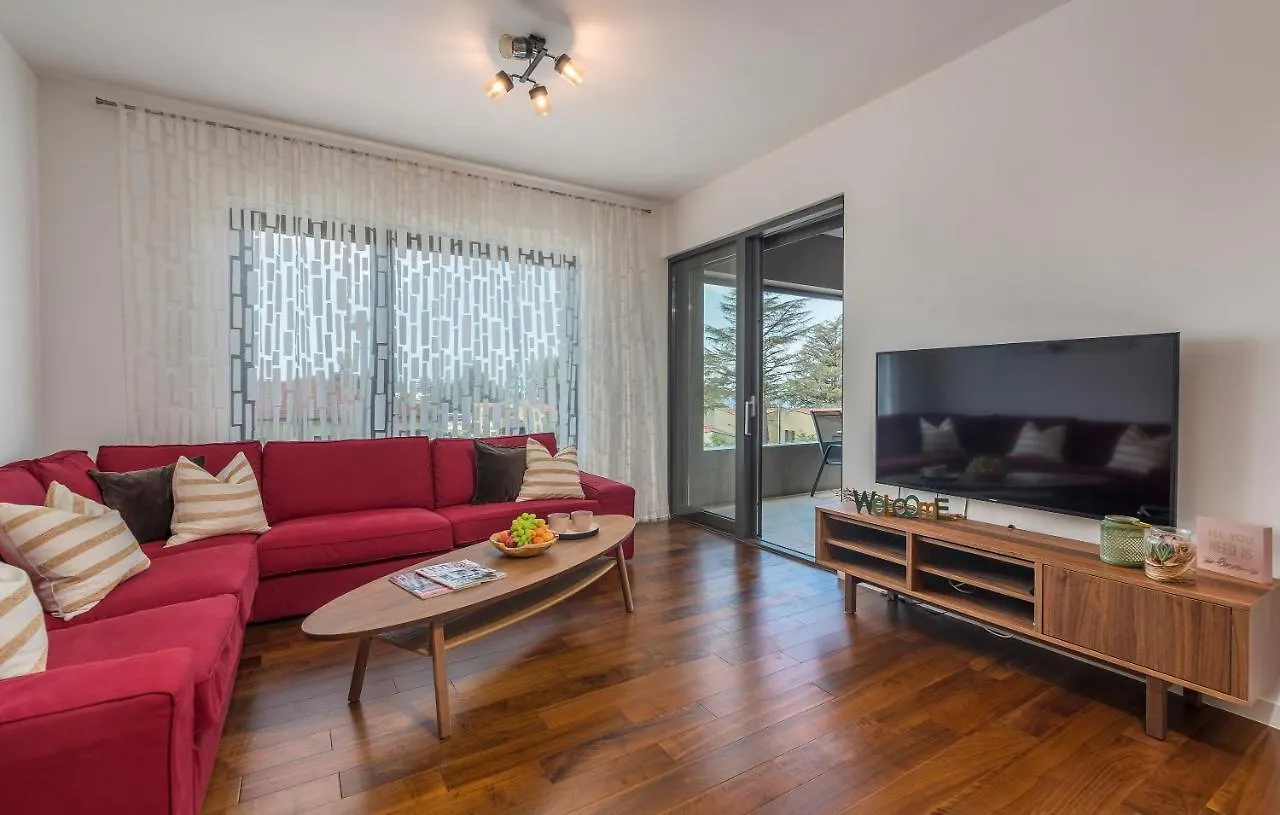 Spada Apartment 3 Bedrooms Near The Beach! ポレッチ