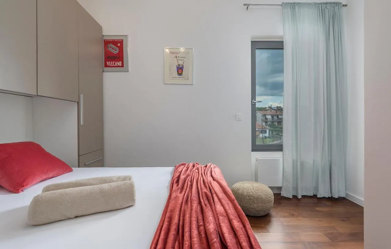 Spada Apartment 3 Bedrooms Near The Beach! ポレッチ 0*,  クロアチア